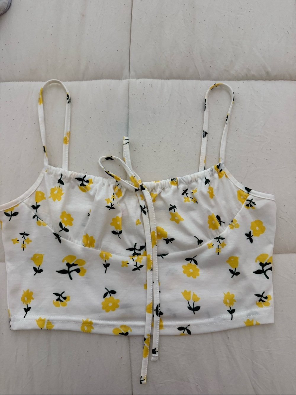 ROMWE White Yellow Floral Cropped Cami Top